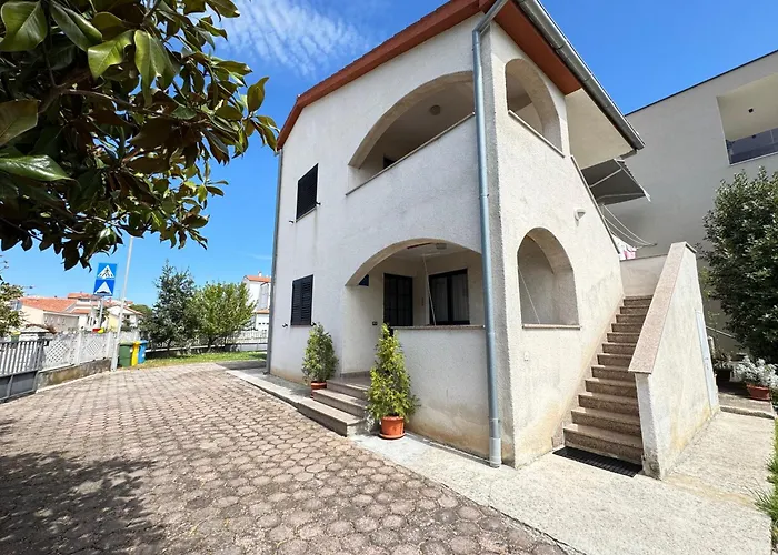 Cloud9 By Nina Porec